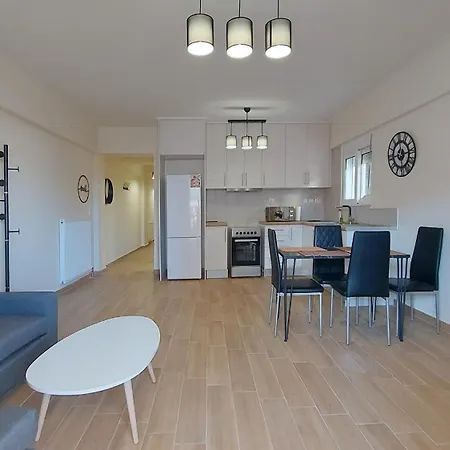 Apartment A Modern Renovated Maisonette Nikaia Piraeus
